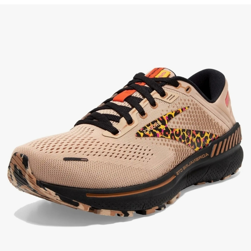 Brooks Women's Adrenaline GTS 22 Supportive Running Shoe, Size 10